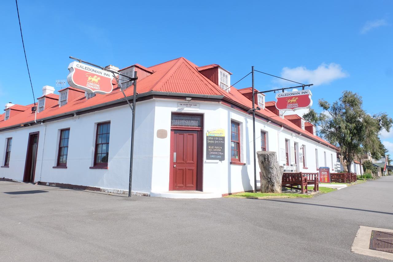 The Caledonian Inn Port Fairy Exterior foto