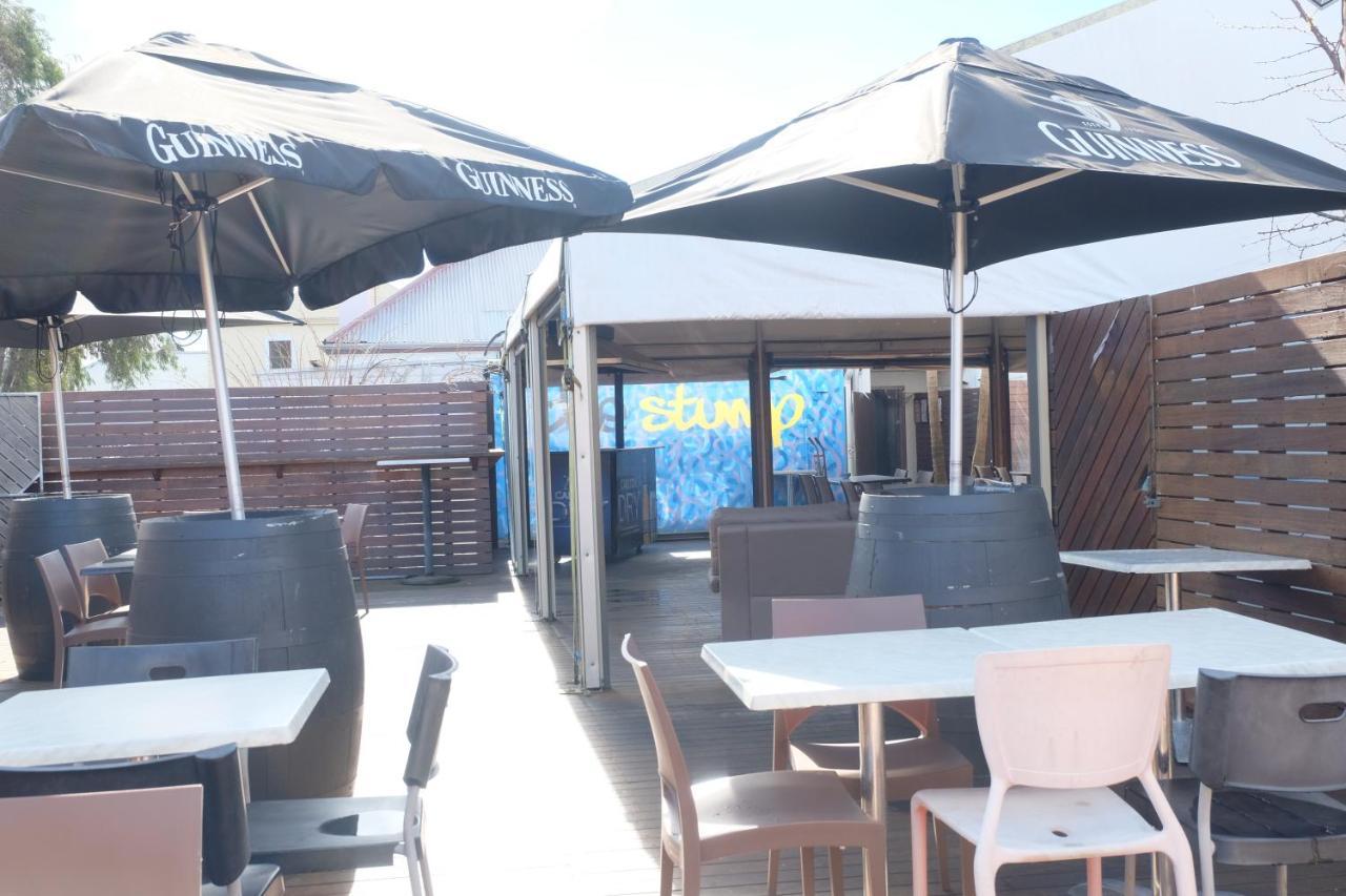The Caledonian Inn Port Fairy Exterior foto